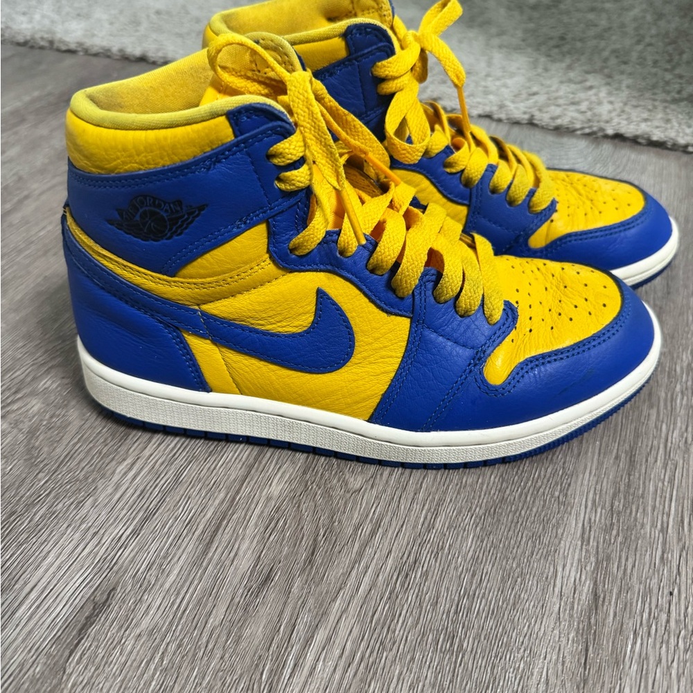 Nike Kids High-Top Sneakers in Blue and Yellow